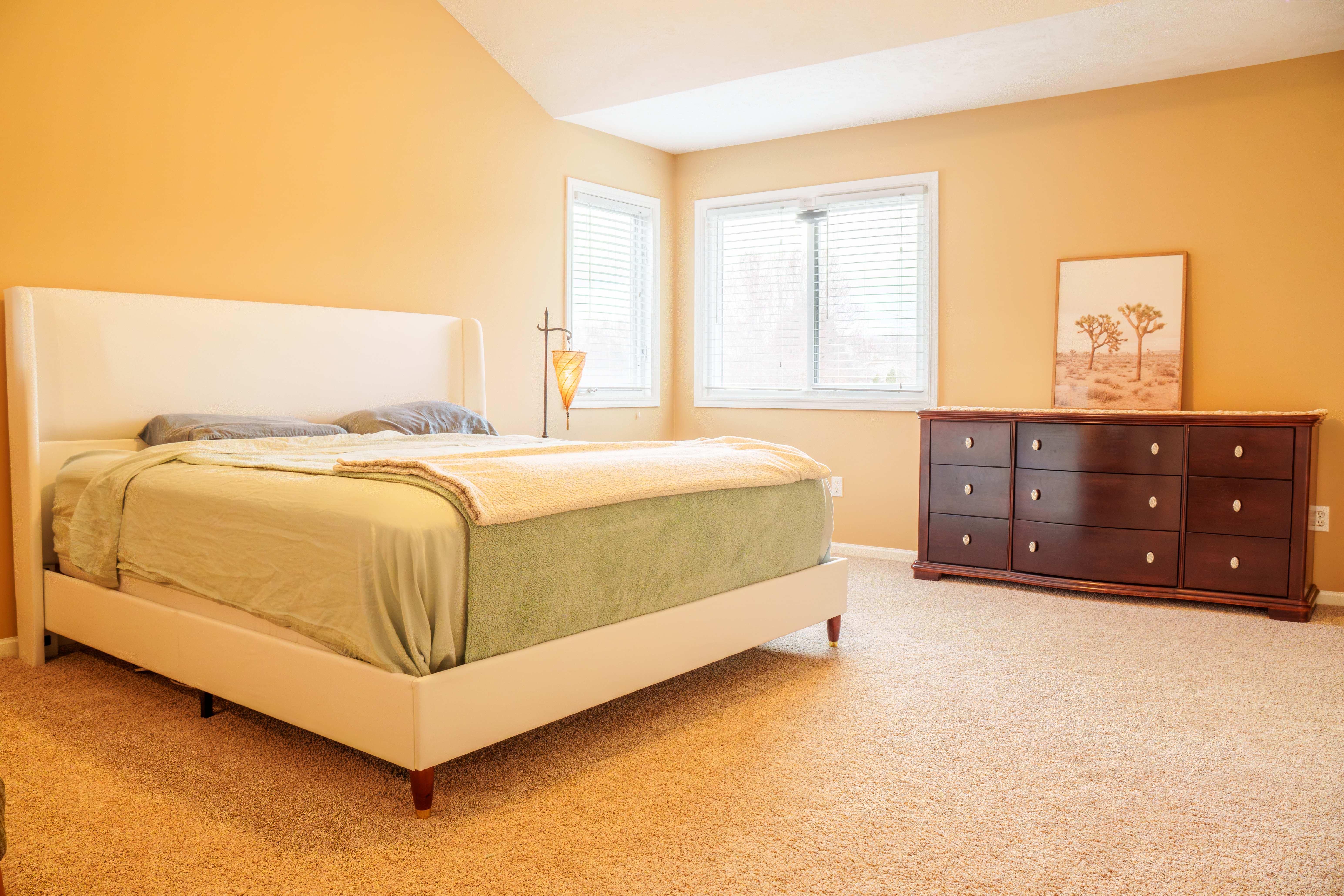HDR real estate photography Grand Rapids - kitchen interior