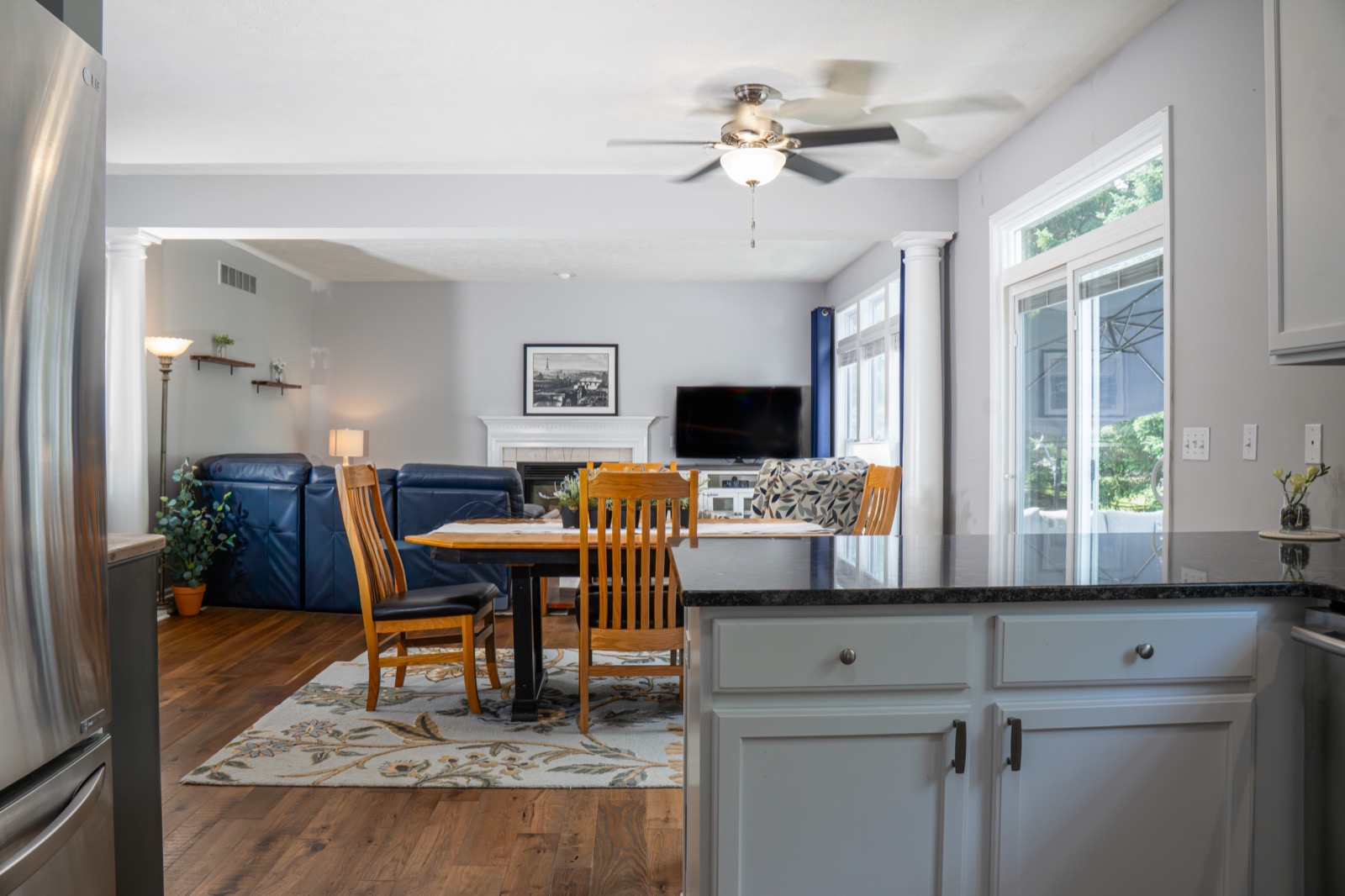 Open-concept living space, true-to-color HDR